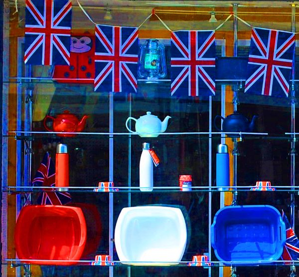 'Queen Street' by by Robert Piper, Norton Radstock, and Wells